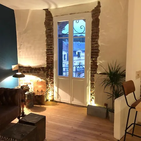 Avec Balcon - Vue - 100m De La - Hypercentre - 55m2 * Villers-sur-Mer