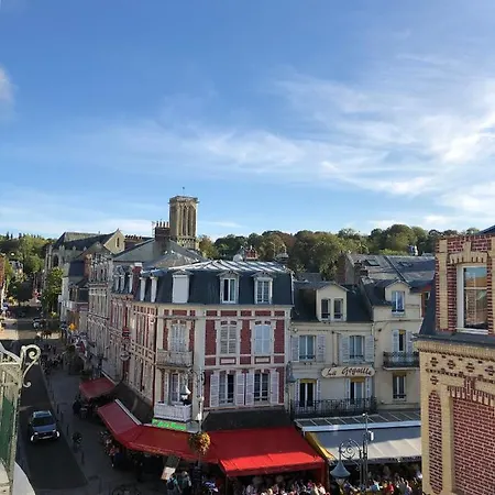Apartment Avec Balcon - Vue - 100m De La - Hypercentre - 55m2 Villers-sur-Mer