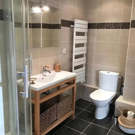 Avec Balcon - Vue - 100m De La - Hypercentre - 55m2