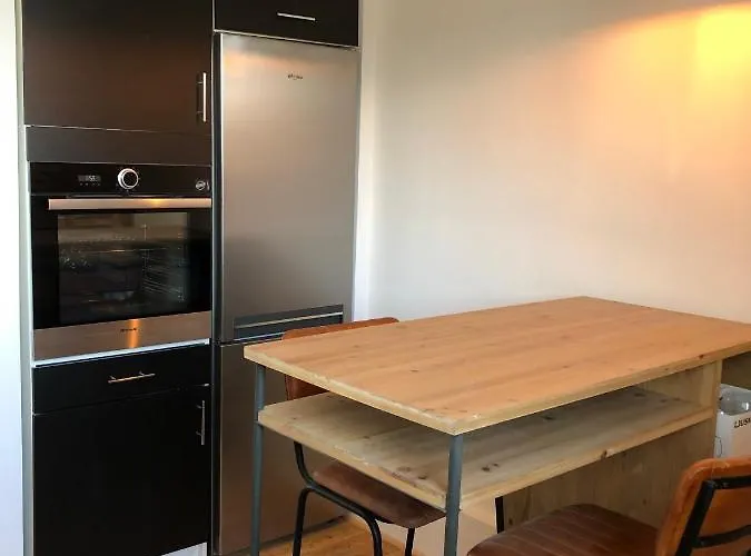 Apartament Avec Balcon - Vue - 100m De La - Hypercentre - 55m2 *