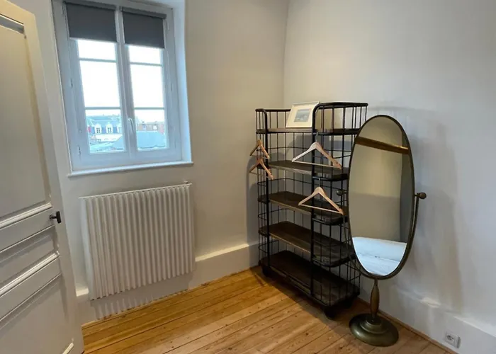 Avec Balcon - Vue - 100m De La - Hypercentre - 55m2 * Villers-sur-Mer